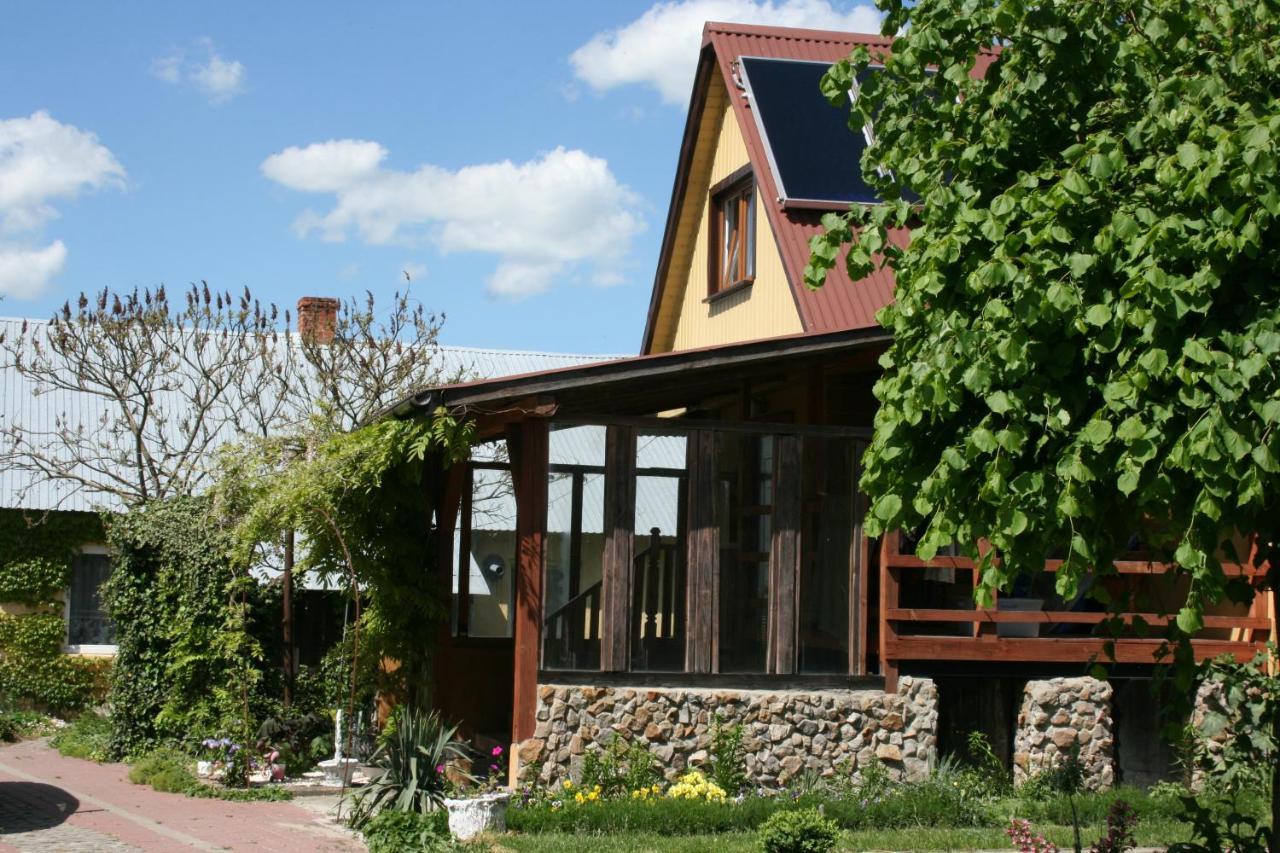 Agroturystyka "Pod Bluszczem" Krasnobród 外观 照片